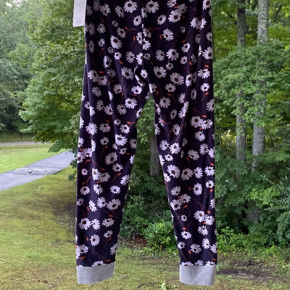 SO Women’s Intimate Lounge Pants With Floral Design & Cuffed Legs Size Large - Picture 6 of 13